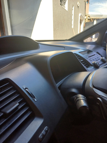 Honda Civic 1.8 Exs At