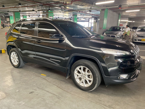 Imagen 12 de 25 de Jeep Cherokee Limited 3.2 2016