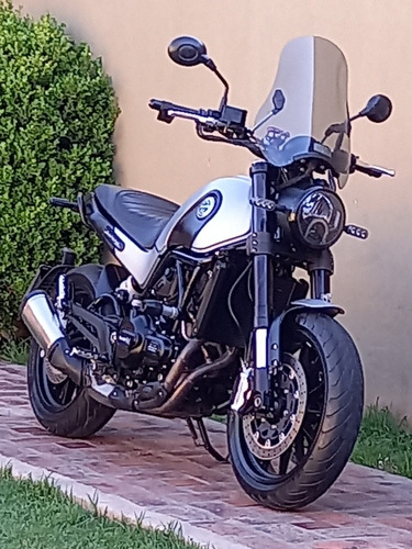 Benelli  Leoncino 500