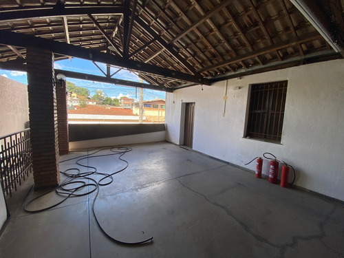Imagem 8 de 28 de Casa À Venda, 3 Quartos, 1 Suíte, 1 Vaga, Sagrada Família - Belo Horizonte/mg - 1485