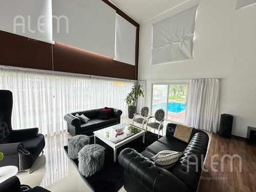 Casa En Venta En Barrio Privado San Eliseo Canning