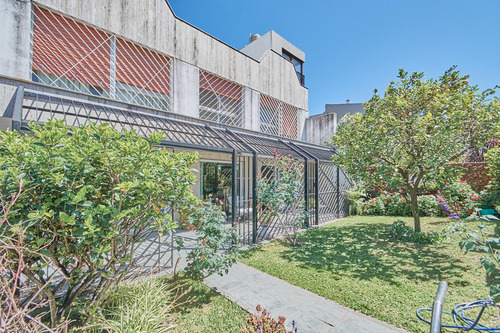Casa En Venta En Barrio River