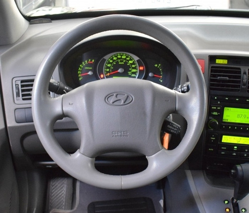 Tucson 2.0 Mpfi Gls 16v 143cv 2wd Gasolina 4p Aut 2011/2012