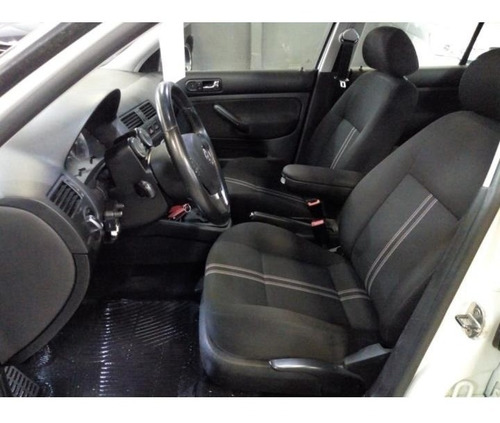 Volkswagen Bora Highline Mt 1.8 T 2013