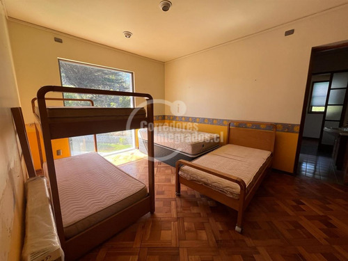 Casa En Venta De 6 Dorm. En Santo Domingo