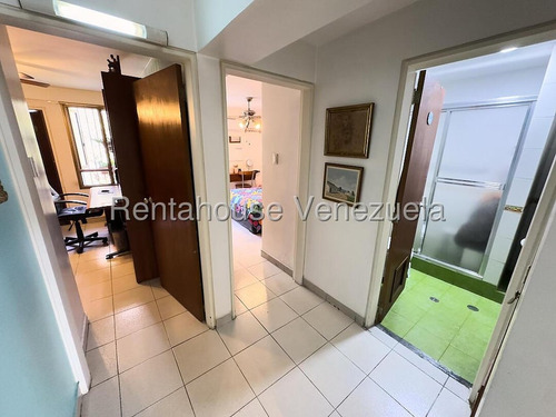 Apartamento Piso Bajo 130 M² 3h, 3b, 2p, Residencias Parque Arboleda En Venta En Los Samanes Calle 13 Caracas
