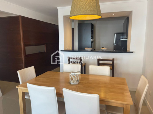Imagen 4 de 30 de Venta Apto De 2 Dormitorios+ Dependencia En Forest Tower