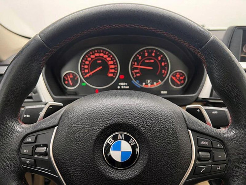 BMW Serie 3 320i 2.0 16v Turbo Active Flex 4p Automatico