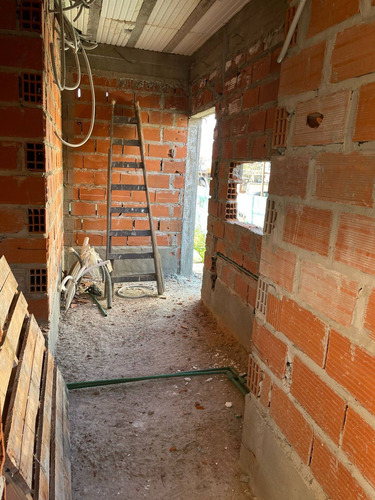 Imagen 10 de 22 de Casa En Dos Plantas - Santa Elena - Pilar Del Este