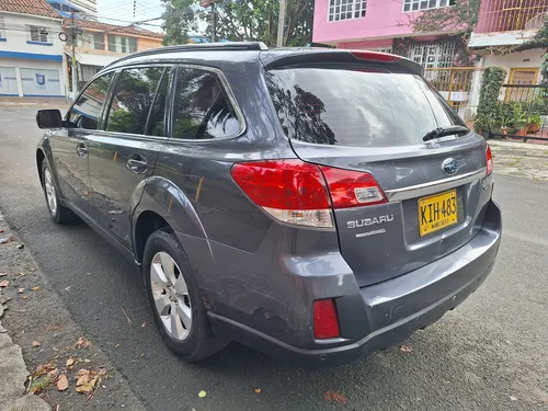 Subaru Outback 2.5i Awd