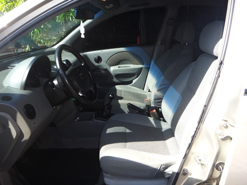 Imagen 10 de 13 de Chevrolet Aveo Sincronico