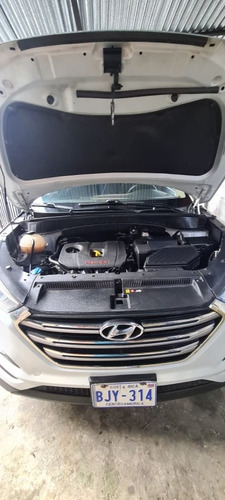 Imagen 14 de 14 de Hyundai Tucson Nacional