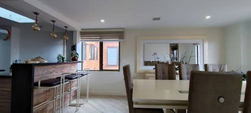 Apartamento En Venta En Colina Campestre. Cod V12413