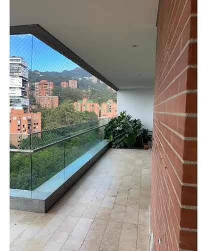 Apartamento En El Poblado Sector Las Lomas