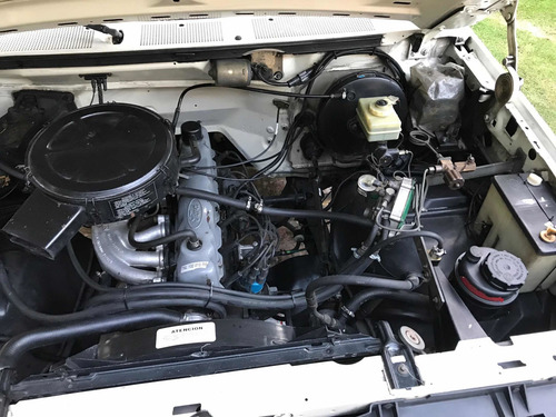 Imagen 11 de 14 de Ford F-100 Doble Cabina Carroza