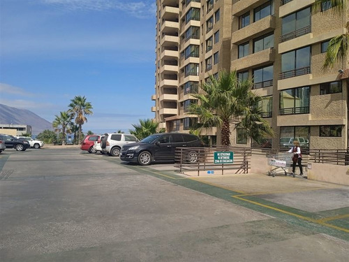 Departamento En Venta De 3 Dorm. En Iquique