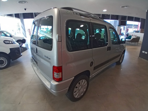 Imagen 5 de 15 de Citroën Berlingo Multispace Hdi 92 Xtr 0km Patagonica