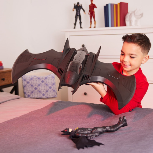 Figura De Acción Dc Comics Vehículo Batwing Con Batman 3