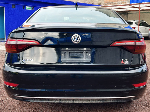 Volkswagen Jetta 1.4 TFSI TURBO T/M