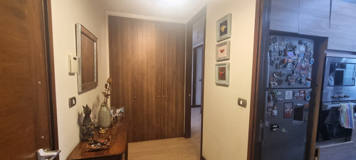 Las Condes Penthouse 185 M2 4 D Y 3 B Vista Despejada!