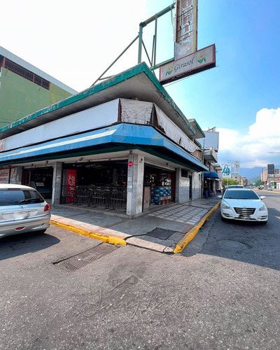 En Venta: Fondo De Comercio Panadería En Esquina Céntrica Concurrida Av. Ayacucho, Maracay Aragua