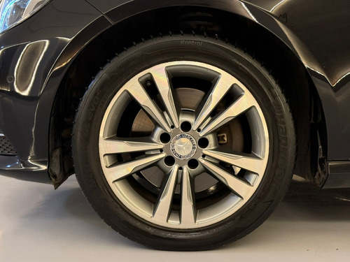 Mercedes-Benz Classe E 2.0 Avantgarde Turbo 4p