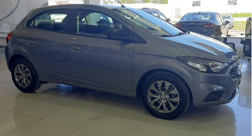 Imagen 12 de 18 de Chevrolet Onix 1.4 Joy Black 2023 Manual (5 Puertas)
