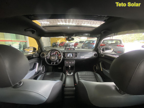 Imagem 8 de 18 de Volkswagen - Fusca 2.0 Tsi 16v Aut. (kit R-line) - 2013