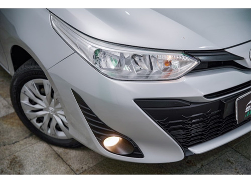 Toyota Yaris 1.3 16V FLEX XL MULTIDRIVE