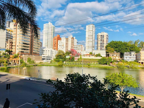 Imagem 2 de 12 de Loja À Venda, 48 M² Por R$ 690.000,00 - Centro - Torres/rs - Lo0043