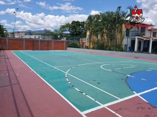 Imagen 25 de 29 de Hermosa Casa En Venta Urb. La Mantuana Country Club Turmero 23-4499 Ejc