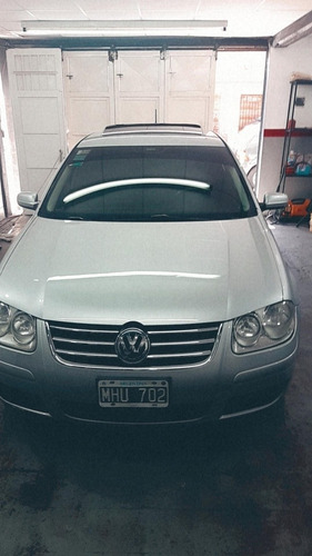 Volkswagen Bora 1.8 Highline T 180cv Cuero 2013