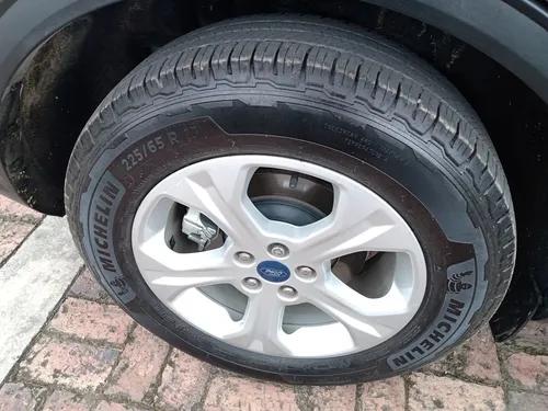 Ford Escape SE 2.0cc AT AA 4X2