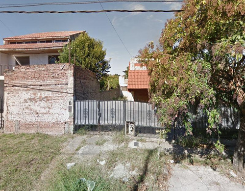 Terreno En Venta - 3 Dormitorios 1 Baño - 100mts2 - Monte Chingolo