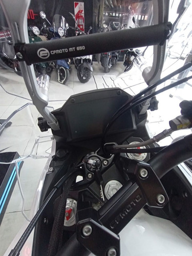 Imagen 13 de 16 de Cfmoto 650 Mt Tarjet 12/18 Crèdito Tasa 0% Pune Motos Stock