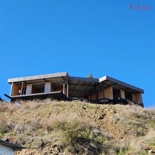 Casa En Construccion De 5 Dorm. En Curicó