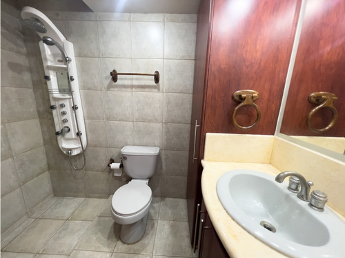 Vendo Apto 123m2 2h/2b/2p Los Samanes 4306
