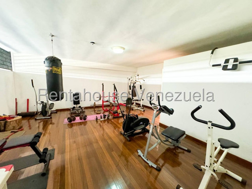 Bello Departamento Duplex Embuido En Un Excepcional Diseño En Marmol - Colinas De Valle Arriba - Ana Teixeira - Mls #25-8896