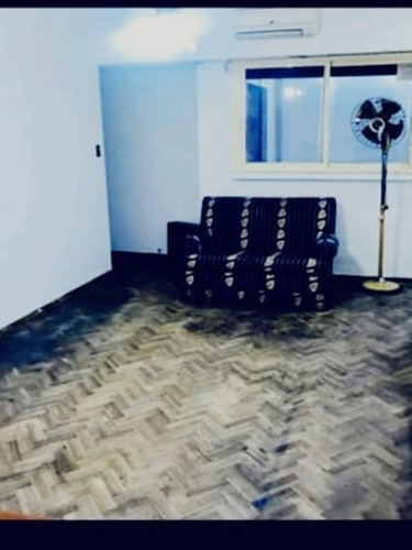 Imagen 2 de 5 de Departamento En Venta En Parque Chacabuco. 4 Ambientes.