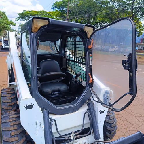 Mini Carregadeira Bobcat S530 - Ano 2014