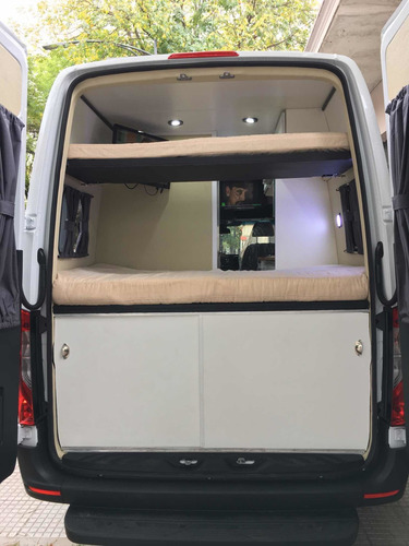 Mercedes Benz 416/0km 2021