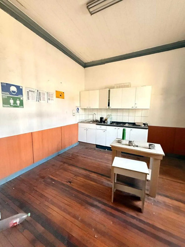 Espacioso Local Industrial Con Galpones (130416)