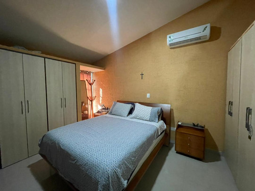 Excelente Townhouse Duplex Urb.brisas De San Miguel A Cinco Minutos Del Sambil