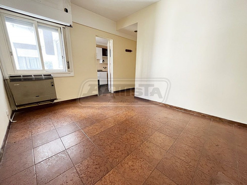 Imagen 3 de 11 de Departamento En Venta En Ramos Mejia Centro Norte