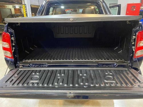 Imagem 9 de 11 de Mitsubishi Triton 2.4 16v Turbo Diesel Sport Hpe Top 4p 4x4