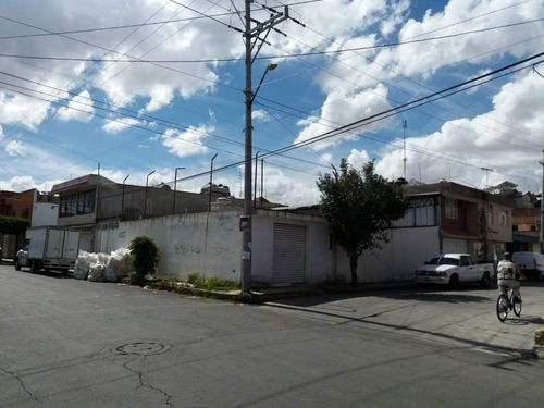 Imagen 2 de 17 de Bodega En Renta Col. Ocho Cedros Toluca, Estado De México
