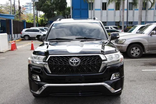 Toyota Land Cruiser 2013 Con El Frental 2017 La Más Full