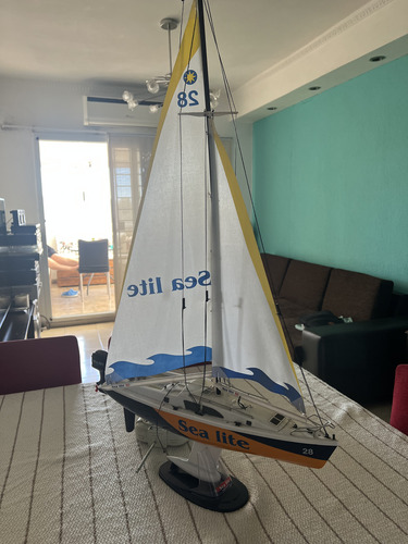 Velero Sea Lite Control Remoto 2 Motores Impecable (Usado)