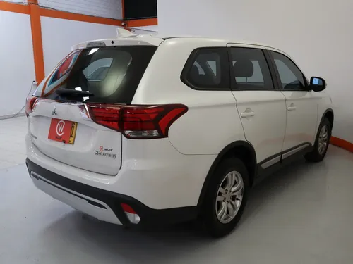Mitsubishi Outlander Kaiteki Cvt Lx 2.4 At 4x4 7psj