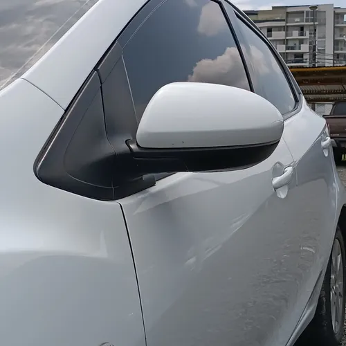 Mazda 2 At 1.5cc 2012
